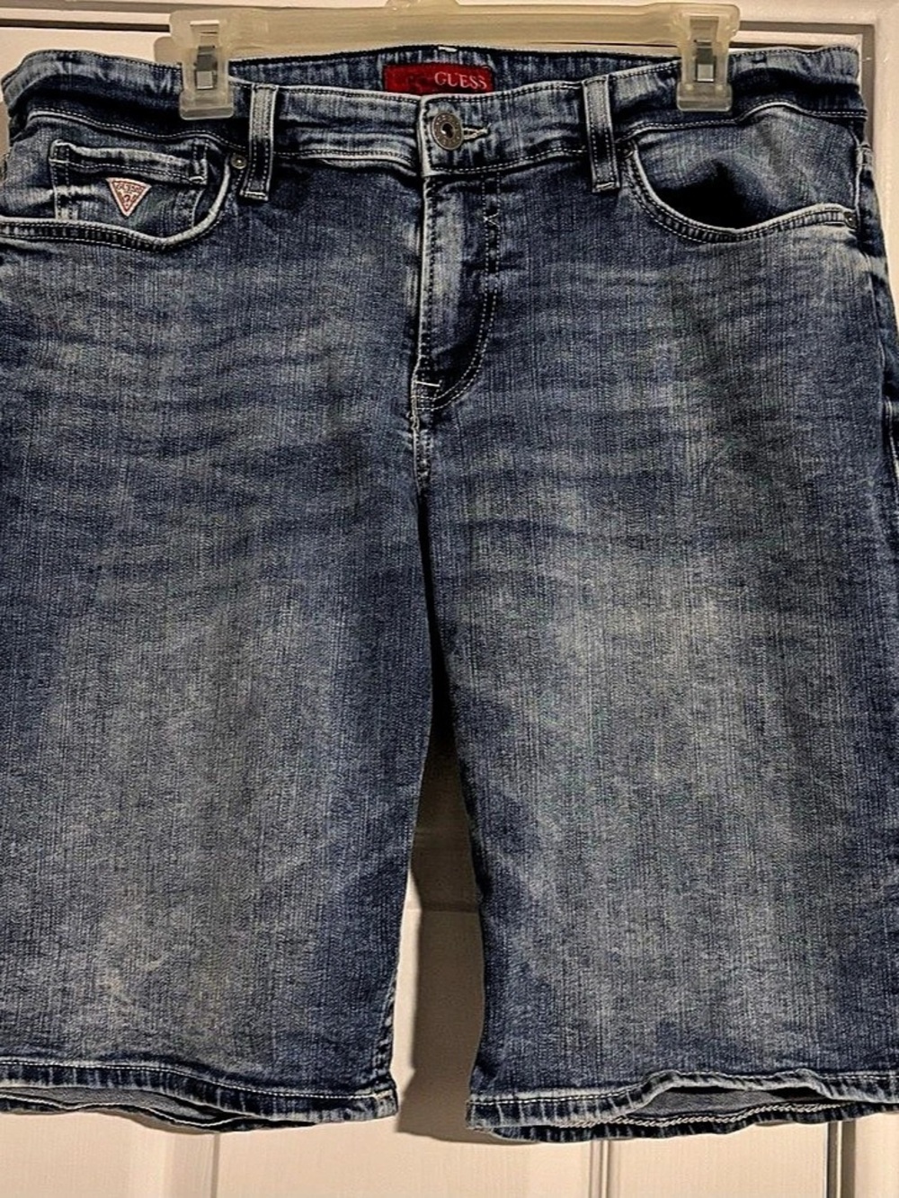 GUESS Jeans Jean Shorts in Blue Waist 32